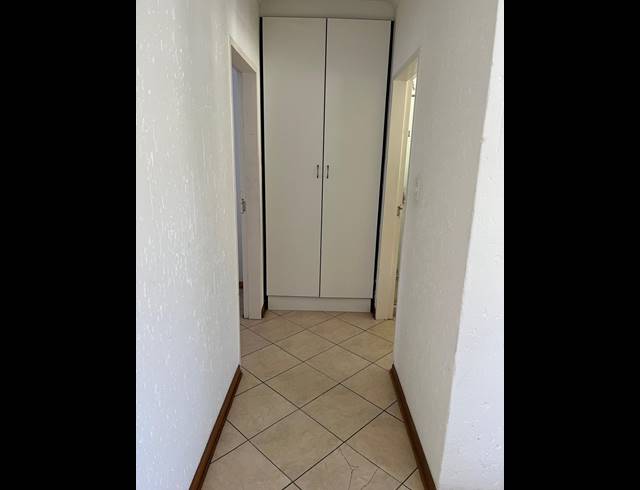 1 BEDROOM FLAT FOR SALE IN RENSBURG